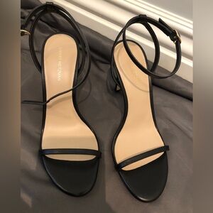 Brand new Stuart Weitzman classic pump! 8.5